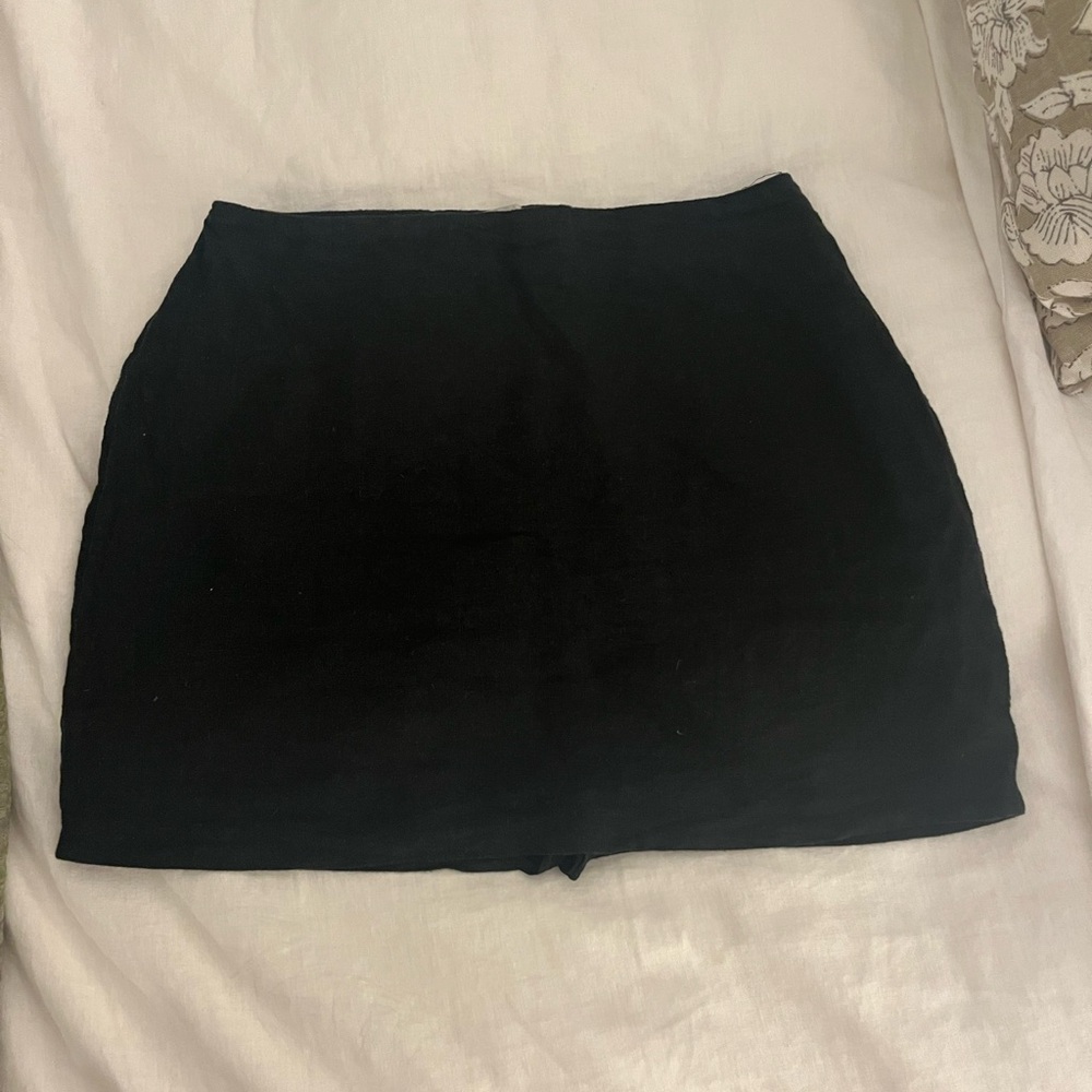 Abercrombie & Fitch Sleek Black Mini Skort